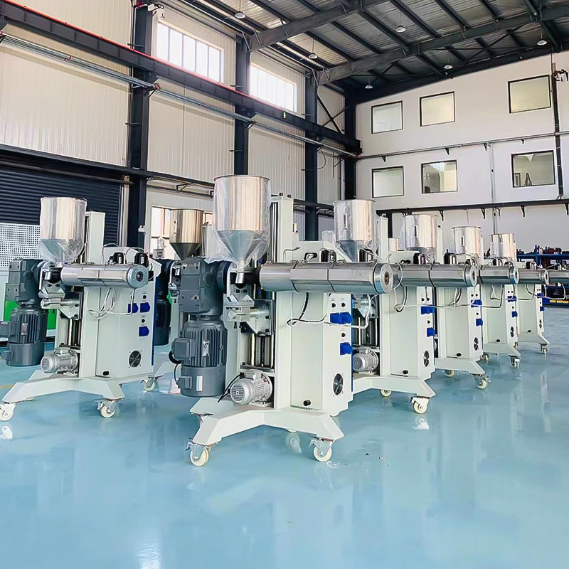 Co Extruder